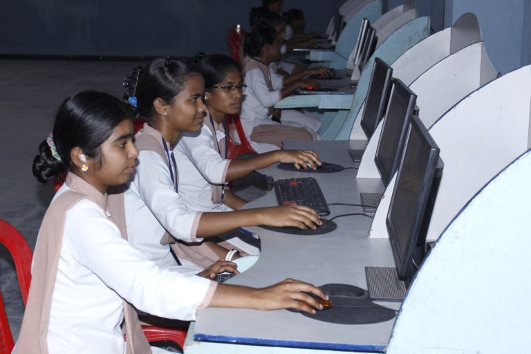 Computer Lab-min